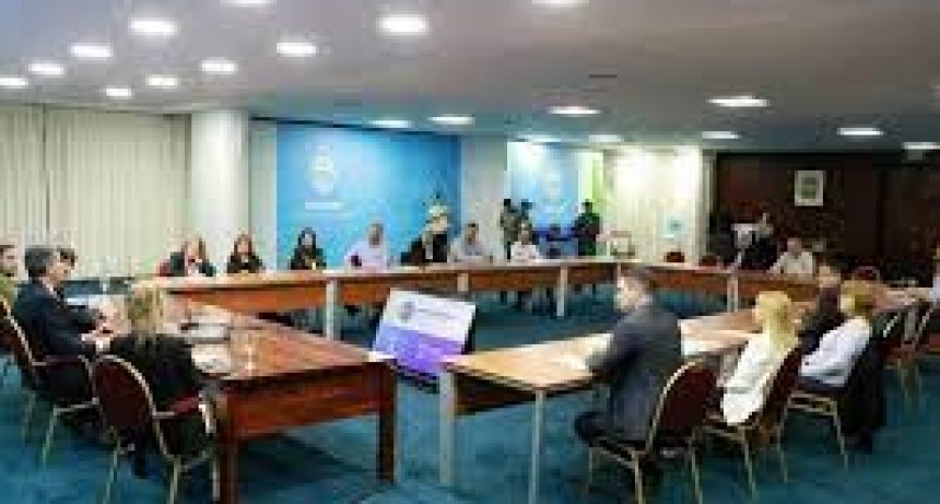 RADIOKTUBRE INFO..- Se reunió el Consejo Consultivo de Ciencia, Tecnología e Innovación  -Por Simón Suarez..Ver mas..	