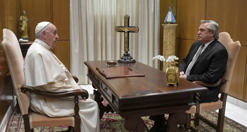 RADIOKTUBRE INFO..-  Qué dice la carta que el papa Francisco le escribió a Alberto Fernández -Por Simón Suarez..Ver mas..
