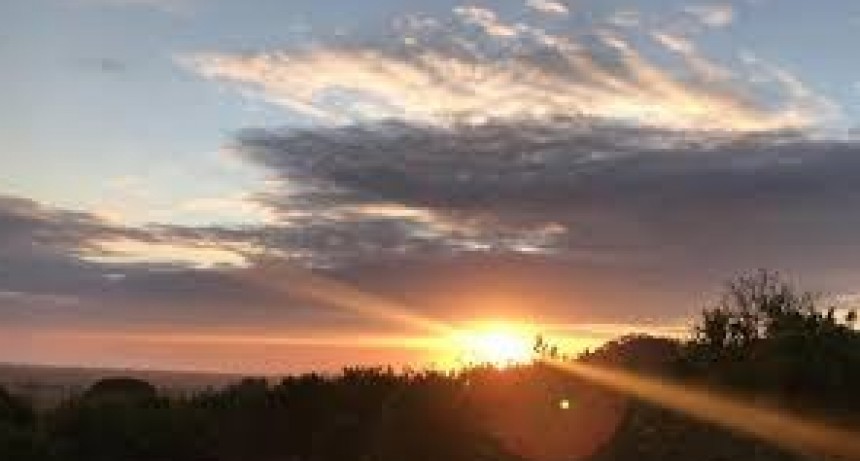 RADIOKTUBRE INFO..-  EL CLIMA HOY EN SANTA SYLVINA CHACO -Por Simón Suarez..Ver mas..	