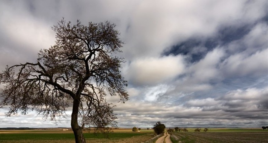 RADIOKTUBRE INFO….   EL CLIMA HOY EN SANTA SYLVINA CHACO....Por Simón Suarez   Ver mas….