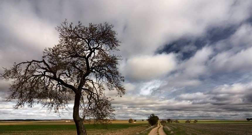 RADIOKTUBRE INFO….   EL CLIMA HOY EN SANTA SYLVINA CHACO....Por Simón Suarez   Ver mas….