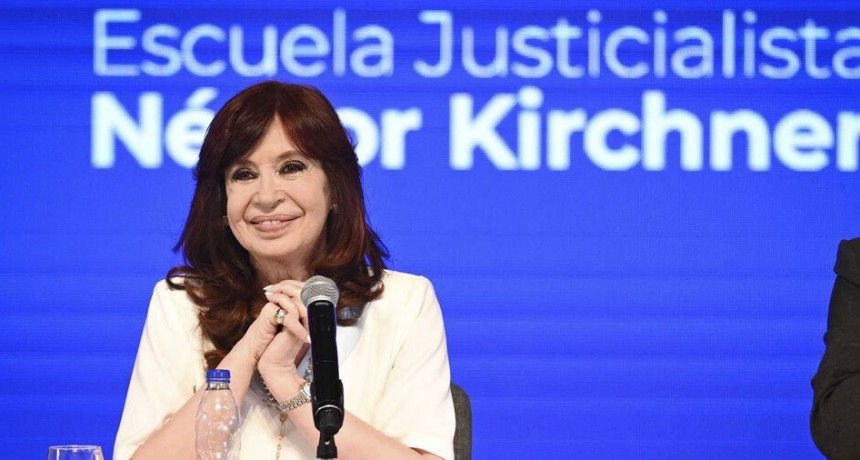 RADIOKTUBRE INFO…. El lugar de la valentía Cristina Kirchner marcó un perfil del candidato  …Por Simón Suarez   Ver mas….