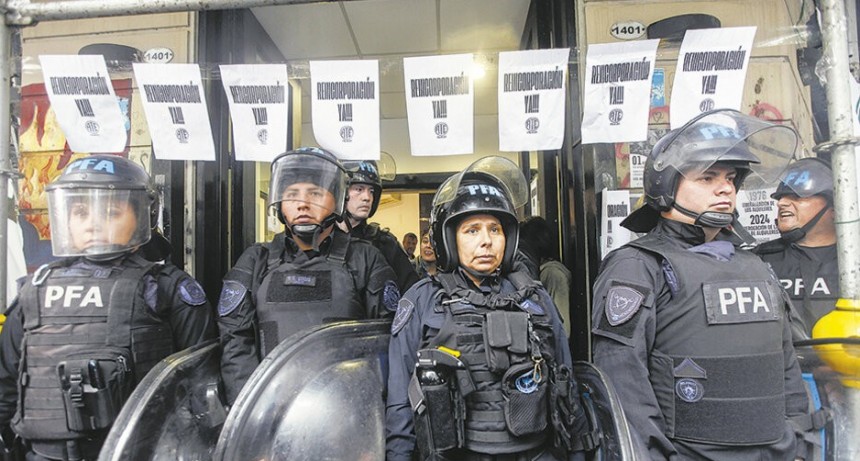 DIARIOKTUBRE INFO…. EL ESTADO SITIADO   ….Por Simòn Suàrez