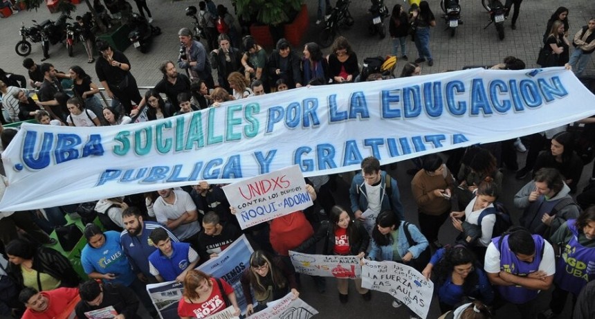 DIARIOKTUBRE INFO….COMO SE ORGANIZA EL MOVIMIENTO ESTUDIANTIL ANTE EL EMBATE ANTIEDUCACIÓN DE MILEI    ….Por Simòn Suàrez