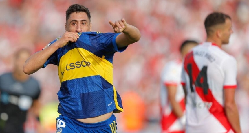DIARIOKTUBRE INFO…. BOCA FUÉ SUPERIOR A RIVER Y FESTEJÓ COMO ANTES   ….Por Simòn Suàrez