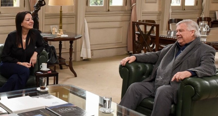 DIARIOKTUBRE INFO….  PETRIBELLO RECIBIÓ AL RECTOR DE LA UBA CON LAS MANOS VACIAS.  ….Por Simòn Suàrez