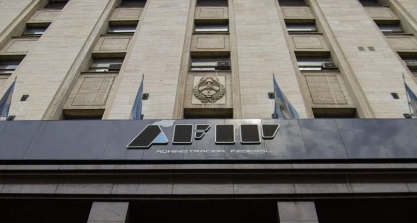 RADIOKTUBRE INFO…- Grandes fortunas: ingresaron 10 mil ricos y se recaudaron $ 223.000 millones- Por Simón Suárez-Ver mas…