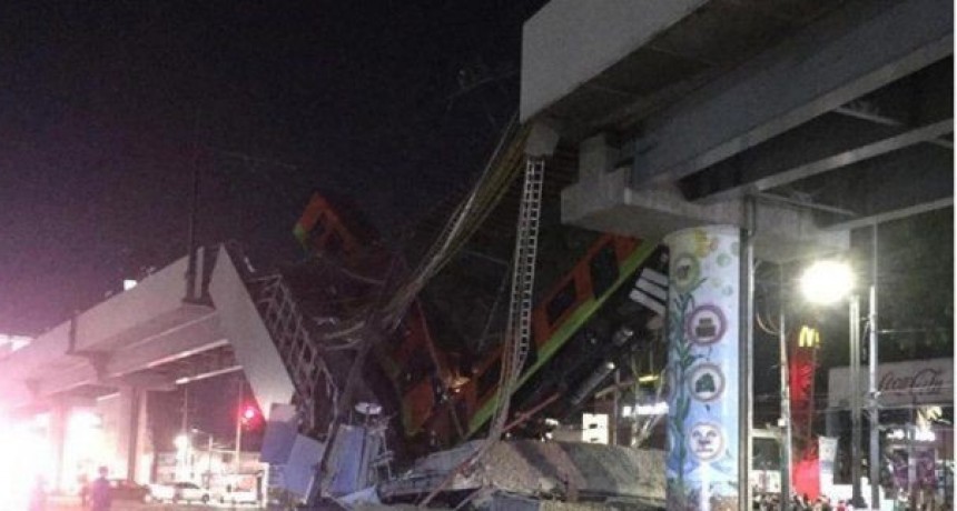 RADIOKTUBRE INFO…-  México: al menos 13 muertos por el desplome de un puente por el que pasaba un tren de pasajeros- Por Simón Suárez-Ver mas…