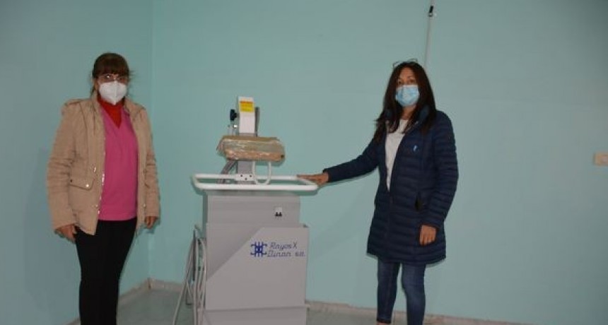 RADIOKTUBRE INFO… -LLEGARON 400 DOSIS Y UN EQUIPO DE RAYO X A SANTA SYLVINA-Por Simón Suárez-Ver mas…