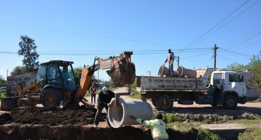 RADIOKTUBRE INFO… -EJECUCIÓN DE ALCANTARILLADO MUNICIPAL-Por Simón Suárez-Ver mas…
