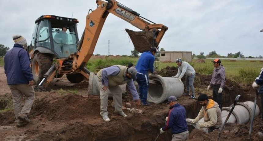 RADIOKTUBRE INFO… TUBOS DE HORMIGON PARA ALACANTARILLADOS MUNICIPAL-Por Simón Suárez-Ver mas…- 