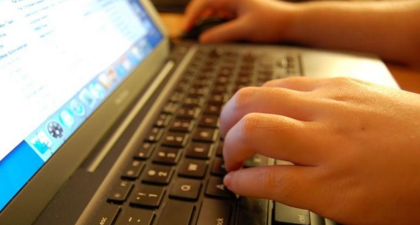 RADIOKTUBRE INFO… -SOLO EL 57,5% TIENE COMPUTADORAS EN RESISTENCIA-Por Simón Suárez-Ver mas…