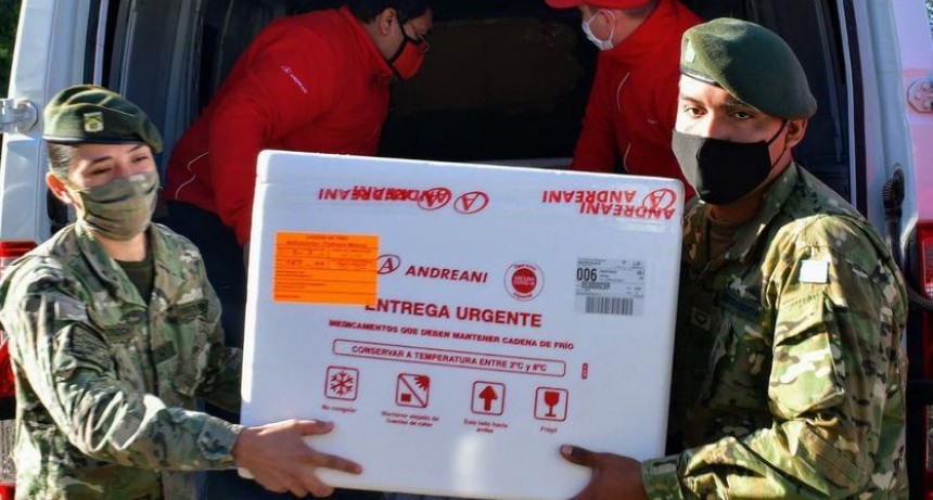 RADIOKTUBRE INFO… - HOY LLEGAN 25 MIL CACUNAS AL CHACO -Por Simón Suárez-Ver mas…