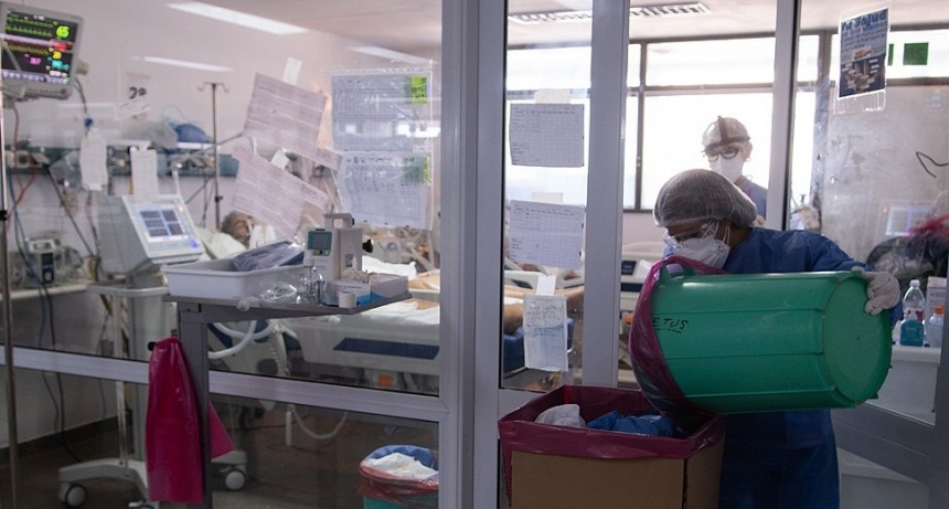 RADIOKTUBRE INFO…-  Murieron 695 personas y 35.468 fueron reportadas con coronavirus- Por Simón Suárez-Ver mas…