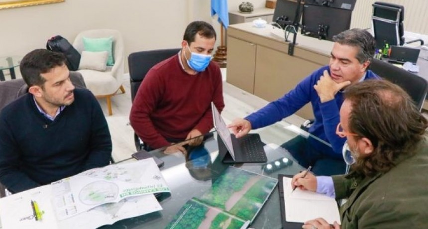 RADIOKTUBRE INFO..- Grupo inversor de Dubai interesado en potenciar El Impenetrable como destino turístico de naturaleza  -Por Simón Suarez..Ver mas..	