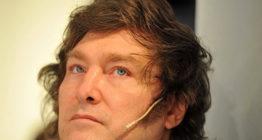 RADIOKTUBRE INFO…. A Javier Milei no le dan las cuentas y prefiere no apoyar a ningún candidato provincial  …Por Simón Suarez   Ver mas….