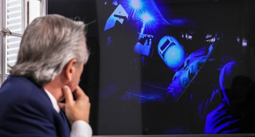 RADIOKTUBRE INFO…. Gasoducto Néstor Kirchner: finaliza la primera etapa  …Por Simón Suarez..Ver mas..