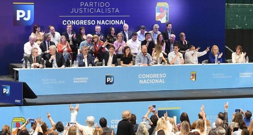  RADIOKTUBRE INFO…. “NO PODRÁN ACABAR CON LA MEMORIA NI CON LOS SUEÑOS DE MILLONES DE ARGENTINOS”  …Por Simón Suarez..Ver mas..