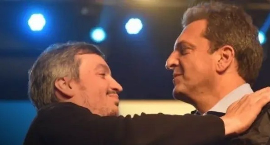  RADIOKTUBRE INFO…. El lado b del viaje a China: la dupla Massa y Máximo afinan la estrategia electoral  …Por Simón Suarez..Ver mas..