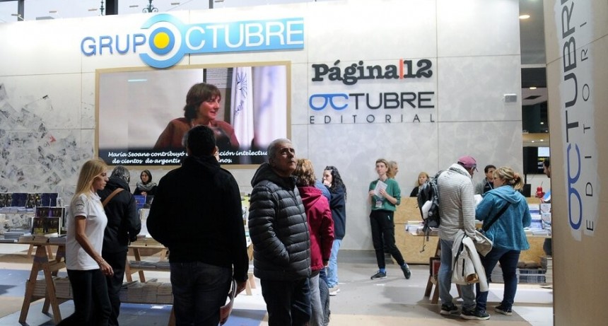 DIARIOKTUBRE INFO…. GRUPO OCTUBRE EN LA FERIA DEL LIBRO   ….Por Simòn Suàrez