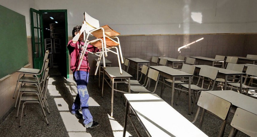 DIARIOKTUBRE INFO….  A UN MES DE LA MARCHA UNIVERSITARIA, DOCENTES DE TODOS LOS NIVELES PARARÁN EL JUEVES.  ….Por Simòn Suàrez