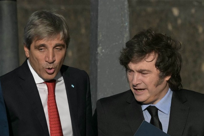 RADIOKTUBRE INFO……..  QUE HAY DETRÁS DE ATAQUES A PERIODISTAS: Ni datos ni verdad, odio y saqueo  …… Por Simòn Suarez