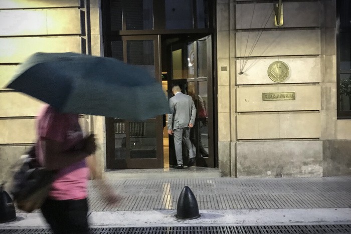 RADIOKTUBRE INFO……..UN PLAN PARA EL QUE PIENSA DISTINTO    …… Por Simòn Suarez