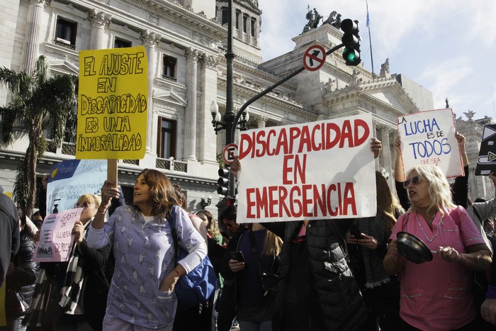 RADIOKTUBRE INFO……..  La discapacidad, en emergencia: 
