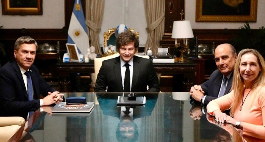 RADIOKTUBRE INFO……..MILEI SELLÓ LA ALIANZA CON ZDERO LUEGO DEL TRIUNFO COMPARTIDO EN CHACO    …… Por Simòn Suarez