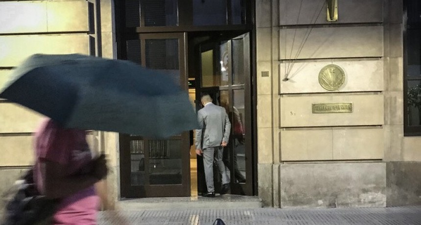 RADIOKTUBRE INFO……..UN PLAN PARA EL QUE PIENSA DISTINTO    …… Por Simòn Suarez