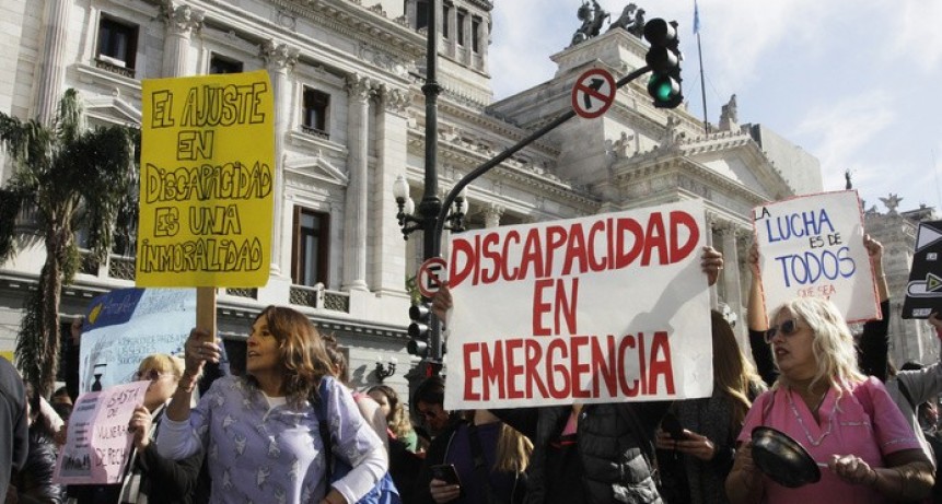 RADIOKTUBRE INFO……..  La discapacidad, en emergencia: 