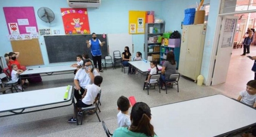 RADIOKTUBRE INFO…-Educación dispuso clases presenciales en Jardines Maternales y de Infantes-  Por Simón Suarez..Ver mas…