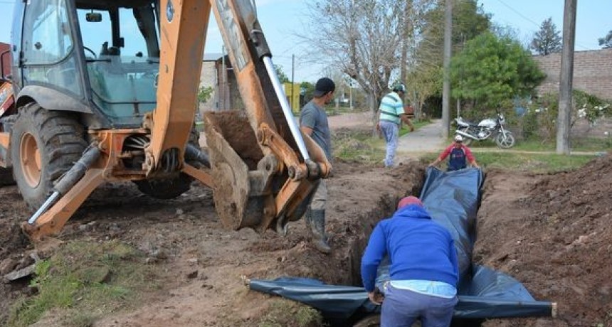 RADIOKTUBRE INFO…CULMINAN TRABAJOS DE DRENAJES- Por Simón Suarez..Ver mas…