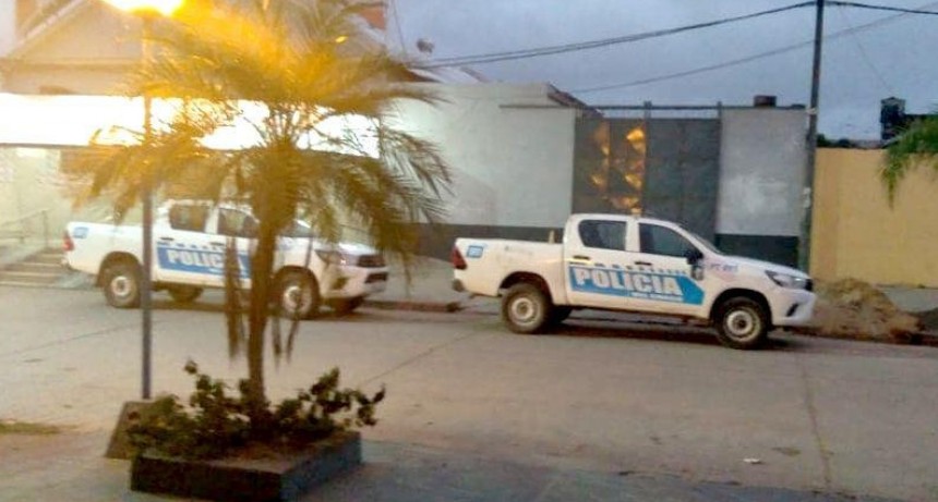 RADIOKTUBRE INFO…ROBO DE VACUNAS EN QUITILIPI- Por Simón Suarez..Ver mas…