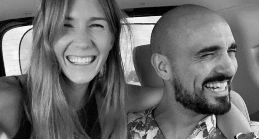 RADIOKTUBRE INFO…- ABEL PINTO ANUNCIÓ SU CASAMIENTO-Por Simón Suarez..Ver mas…