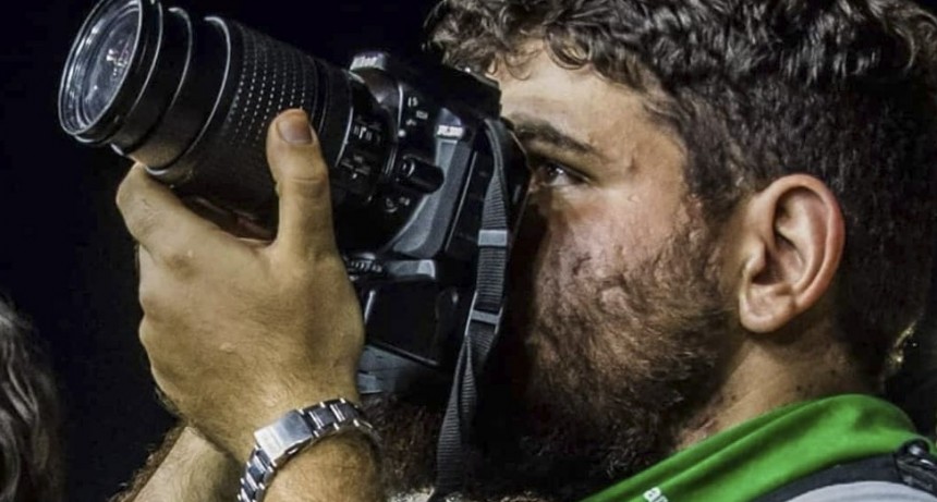 RADIOKTUBRE INFO…- Nicolás Avelluto, joven militante social y fotógrafo- Por Simón Suárez ..Ver  mas..
