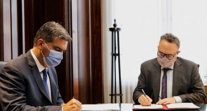 RADIOKTUBRE INFO…- Capitanich firmó financiamiento para proyectos productivos locales- Por Simón Suárez ..Ver  mas..