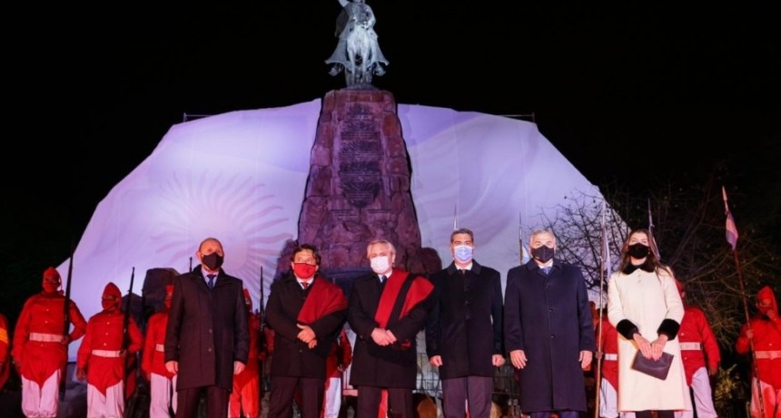 RADIOKTUBRE INFO…-Alberto Fernández participó en Salta del homenaje al general Güemes- Por Simón Suárez ..Ver  mas..