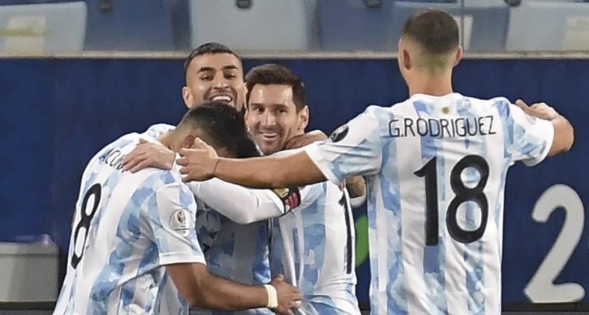 RADIOKTUBRE INFO…- De la mano de un Messi histórico, Argentina goleó a Bolivia y espera afilada los cuartos...-Por Simón Suarez..VER MAS	