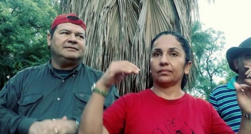  RADIOKTUBRE INFO….  El Frente Chaqueño pidió a la justicia electoral excluir de la alianza a Emerenciano Sena y Marcela Acuña …Por Simón Suarez..Ver mas..