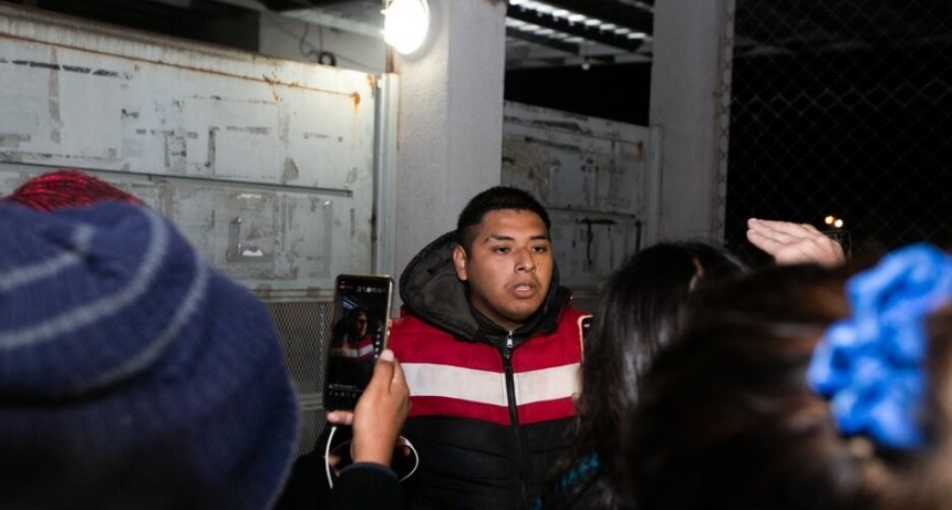  RADIOKTUBRE INFO…. La represión en Jujuy sigue con denuncias de torturas, allanamientos y causas armadas a los que protestan  …Por Simón Suarez..Ver mas..