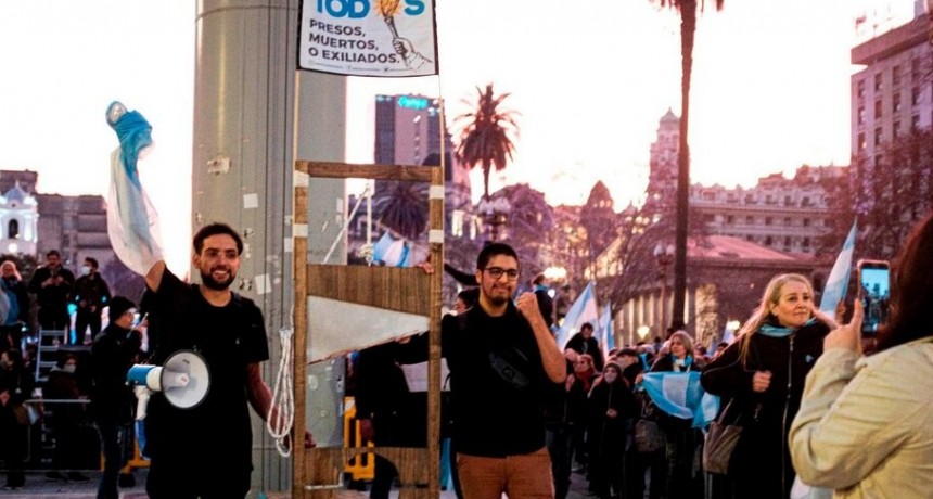  RADIOKTUBRE INFO….  Identifican a 