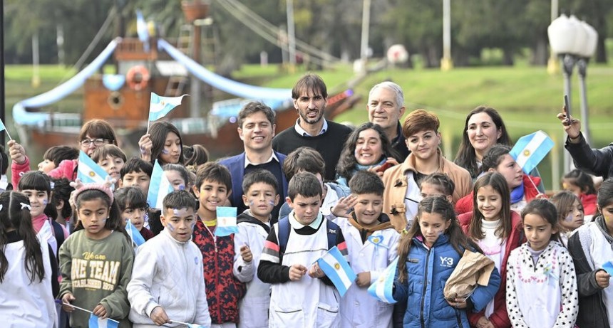 DIARIOKTUBRE INFO…. DIJO LISILOF EN LA PROVINCIA SE AMA Y SE RESPETA A LA BANDERA   ….Por Simòn Suàrez