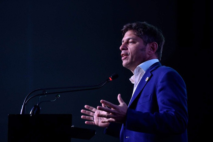 RADIOKTUBRE INFO……..  AXEL KISILOF:  