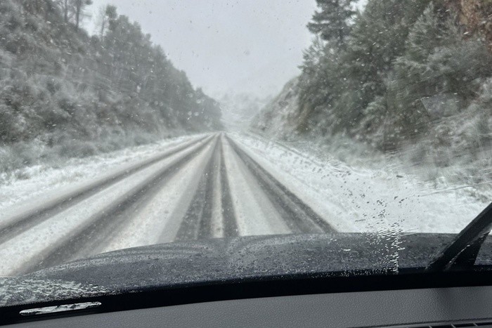 RADIOKTUBRE INFO……..  Ya nieva en Buenos Aires: Puan y Sierra de la Ventana se cubrieron de blanco  …… Por Simòn Suarez
