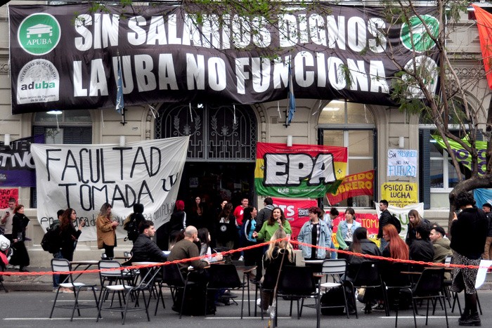 RADIOKTUBRE INFO…….. 