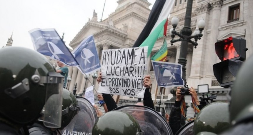 RADIOKTUBRE INFO……..  Súper miércoles de protestas contra el ajuste de Milei  …… Por Simòn Suarez