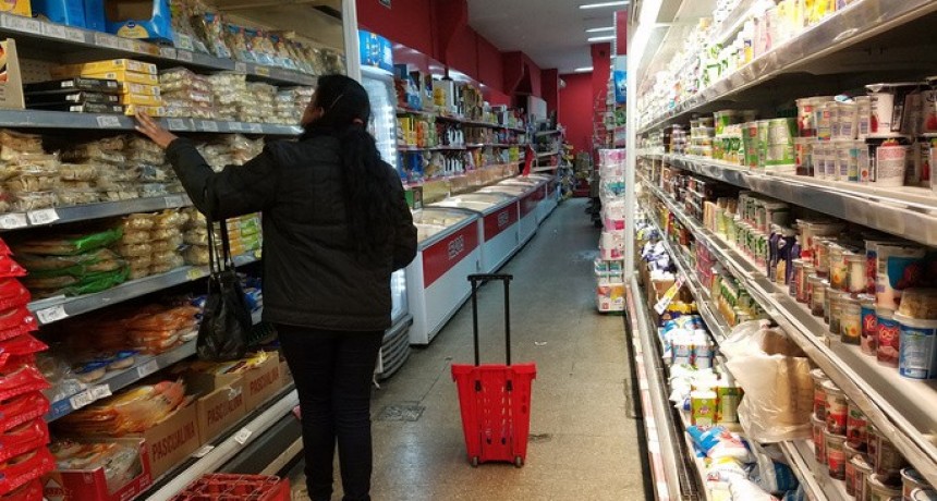 RADIOKTUBRE INFO……..  *BOLSILLOS VACIOS Y SUPERMERCADOS TAMBIÉN*  …… Por Simòn Suarez