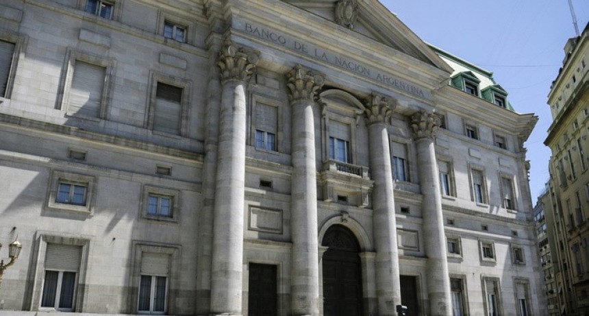 RADIOKTUBRE INFO……..CIERRAN 60 SUCURSALES DEL BANCO NACIÓN    …… Por Simòn Suarez
