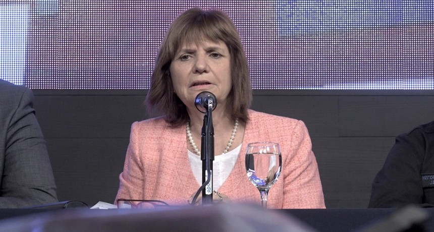 RADIOKTUBRE INFO… En soledad y bajo presión, Patricia Bullrich bajó su candidatura--Por Simón Suarez..VER MAS